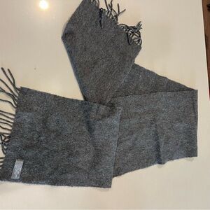 100% Cashmere Gray Fringe Scarf